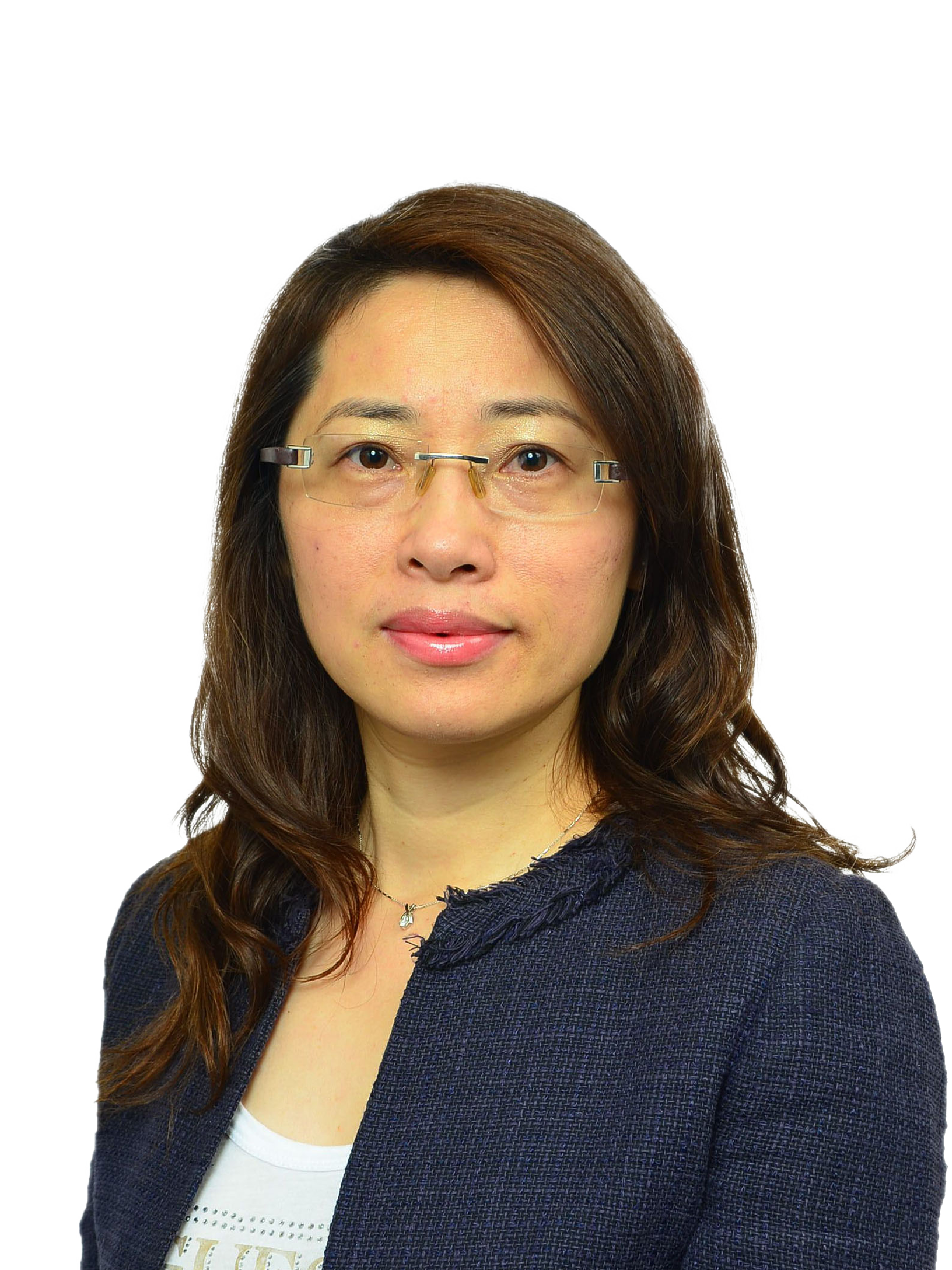 Maggie Yik 易海角